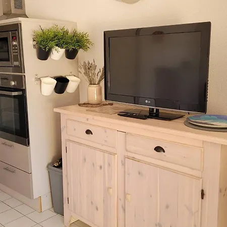 Cap Les Pins Ii Joli T2 Piscine Tennis Bordure Du Golf Mt St Martin Cap D'agde Apartment Agde
